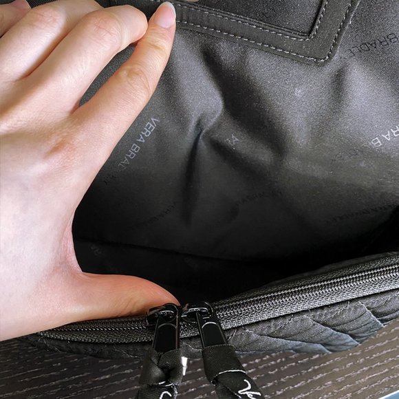 ✖️ SOLD DEPOP ✖️ Vera Bradley Turnlock Crossbody Bag - Black - Picture 5 of 6